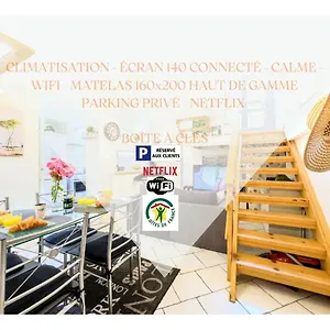 Appartement Beau Duplex 54m2, Calme, 2 Chambres, Netflix Et Wifi, Tv 140cms, Parking, Hypercentre A 400m, Arrivee Tardive Possible Avec Boite A Cles, Albertville
